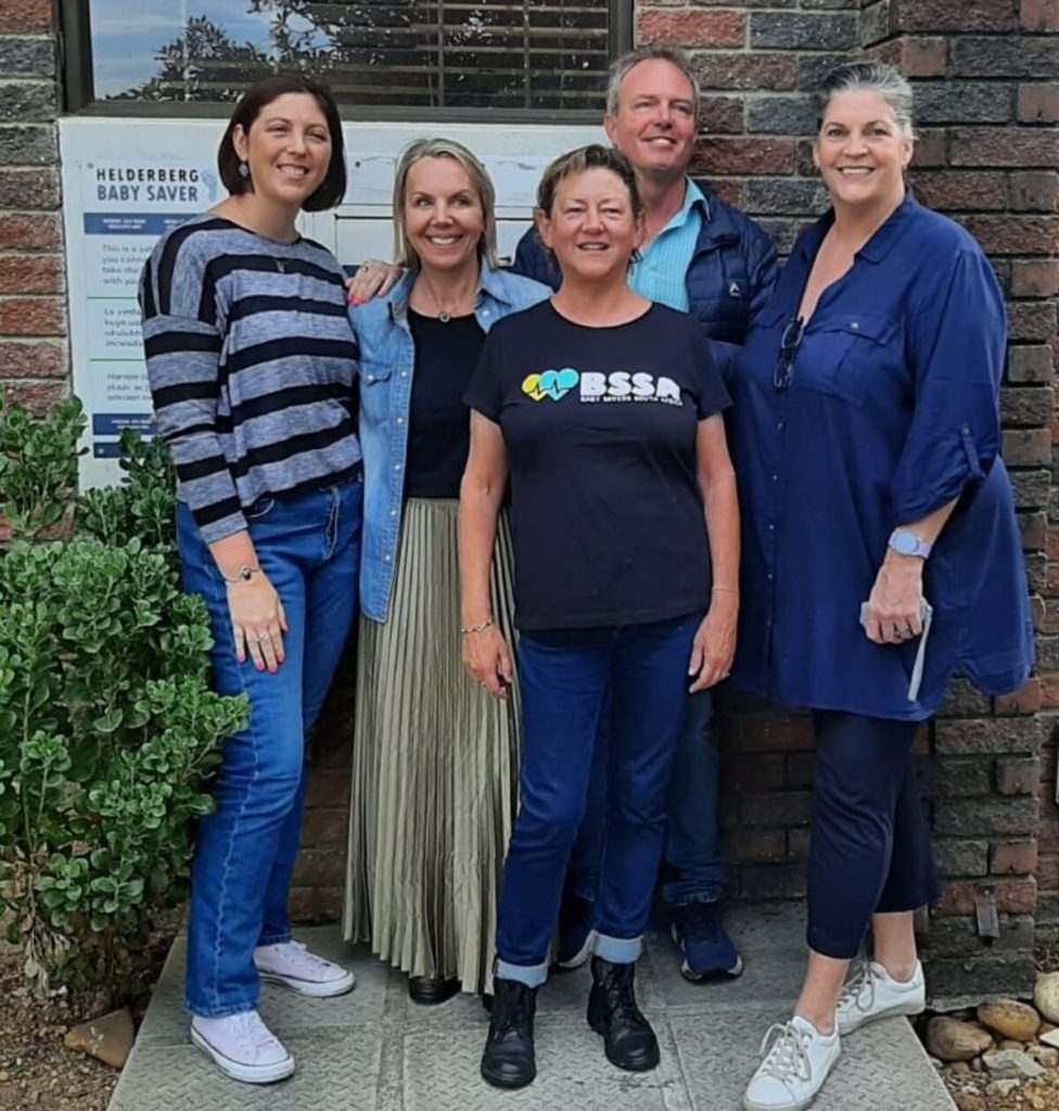 Amanda-Lea Jones, Frances Fuchs, Sandy Immelman, Grant Immelman and Sophia Warner together.