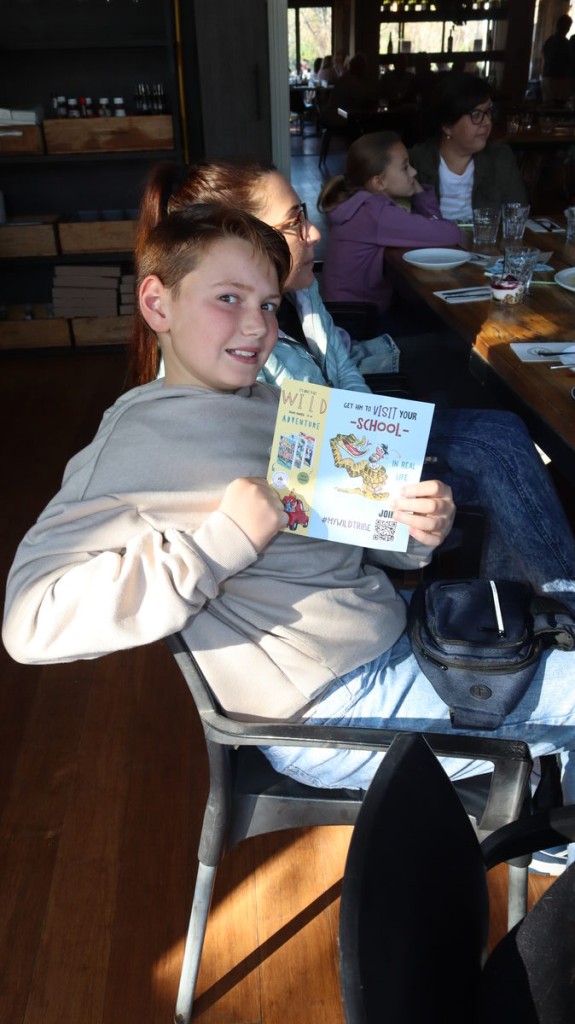 Reagan Komlosy meeting his hero Riaan Manser at the Lourensford book reading.