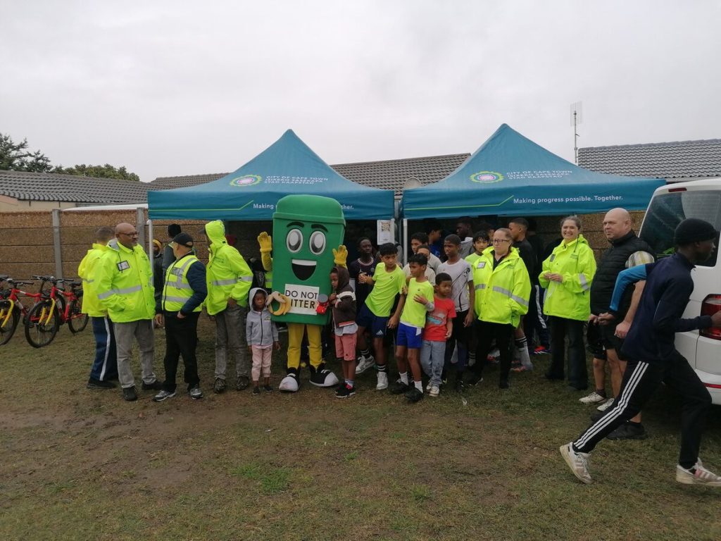 The current image has no alternative text. The file name is: VPYouthDay02_77423.jpeg