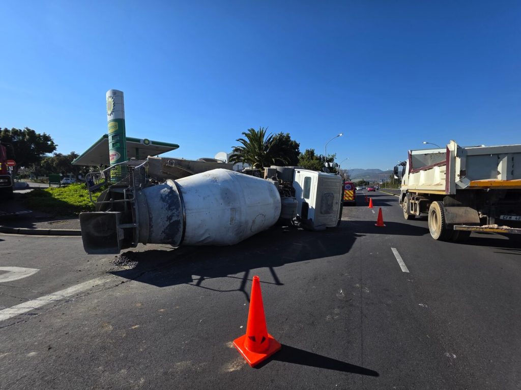 Overturned concrete mixer truck on Main Road in Somerset West causes traffic delays