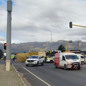 Truck collision leads to long delays on N2 highway