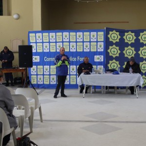Gemeenskap se kwessies bespreek by Strand-polisie se imbizo