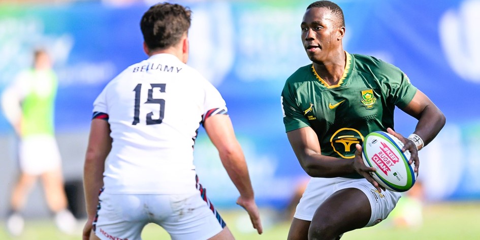 Die Junior Bokke se Vusi Mojo se skopskoen het grootliks bygedra tot die Bokkies se oorwinning teen Engeland.
