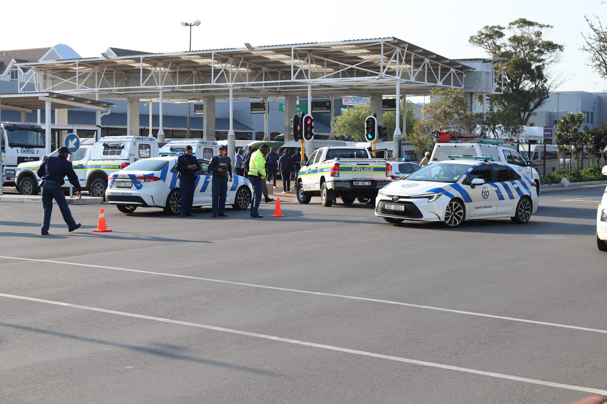 A heavy law-enforcement presence has been established at the Somerset West Public Transport Interchange to monitor the situation during ongoing taxi tensions. Photo: Jamey Gordon