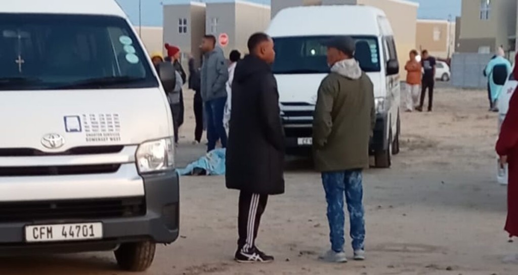The early-morning scene at the Macassar Heights
taxi pick-up point, where two men were fatally shot,
and two others wounded in a taxi-conflict related
shooting incident.