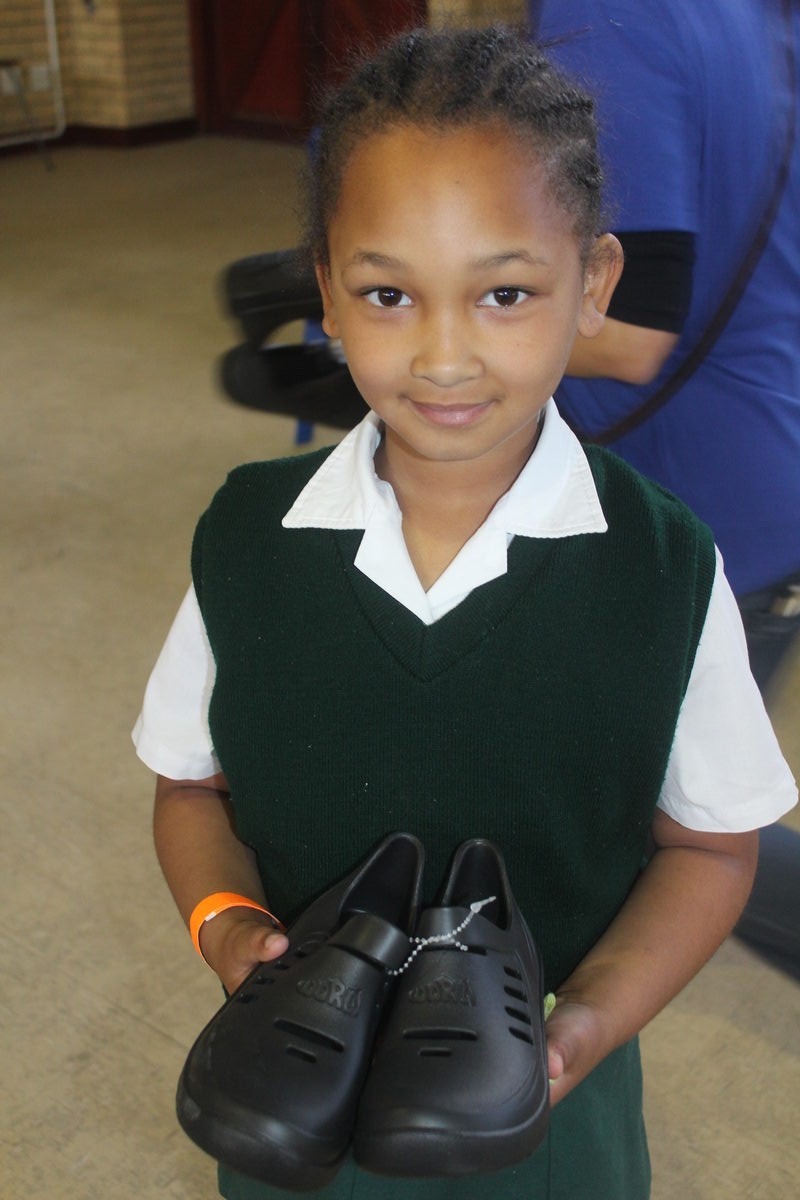 Photos | Sir Lowry’s Pass drive transforms lives with shoes of hope