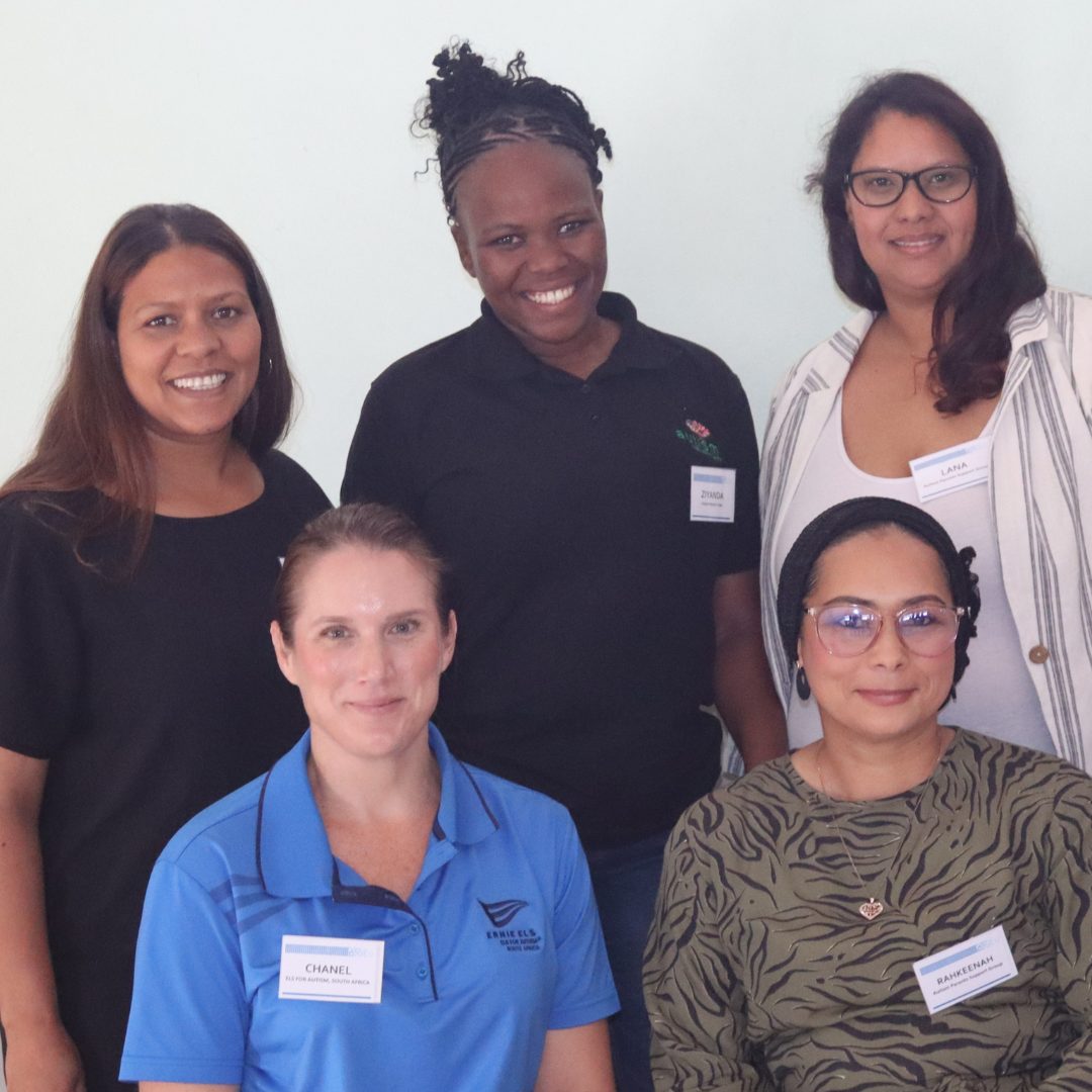 Verteenwoordigers van die outisme-organisasies wat by die Strand-bewusmakingsessie gepraat het.