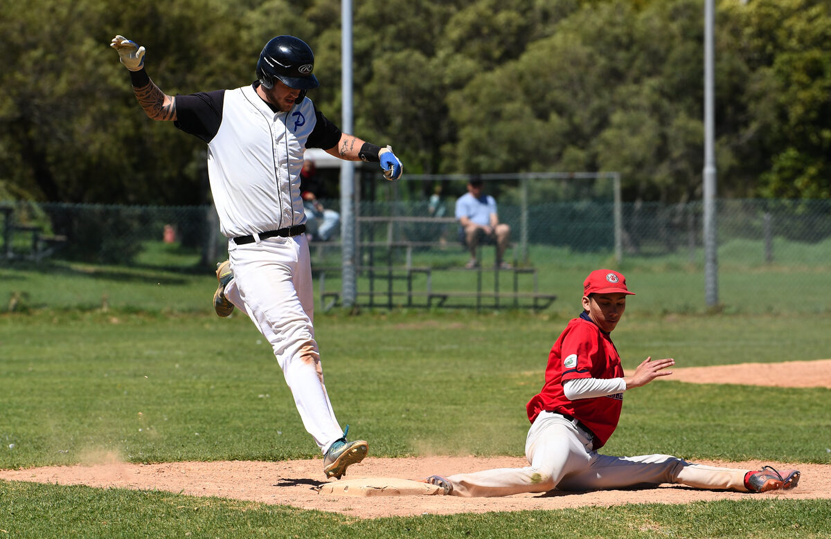 Helderberg Pirates thrash Yankees