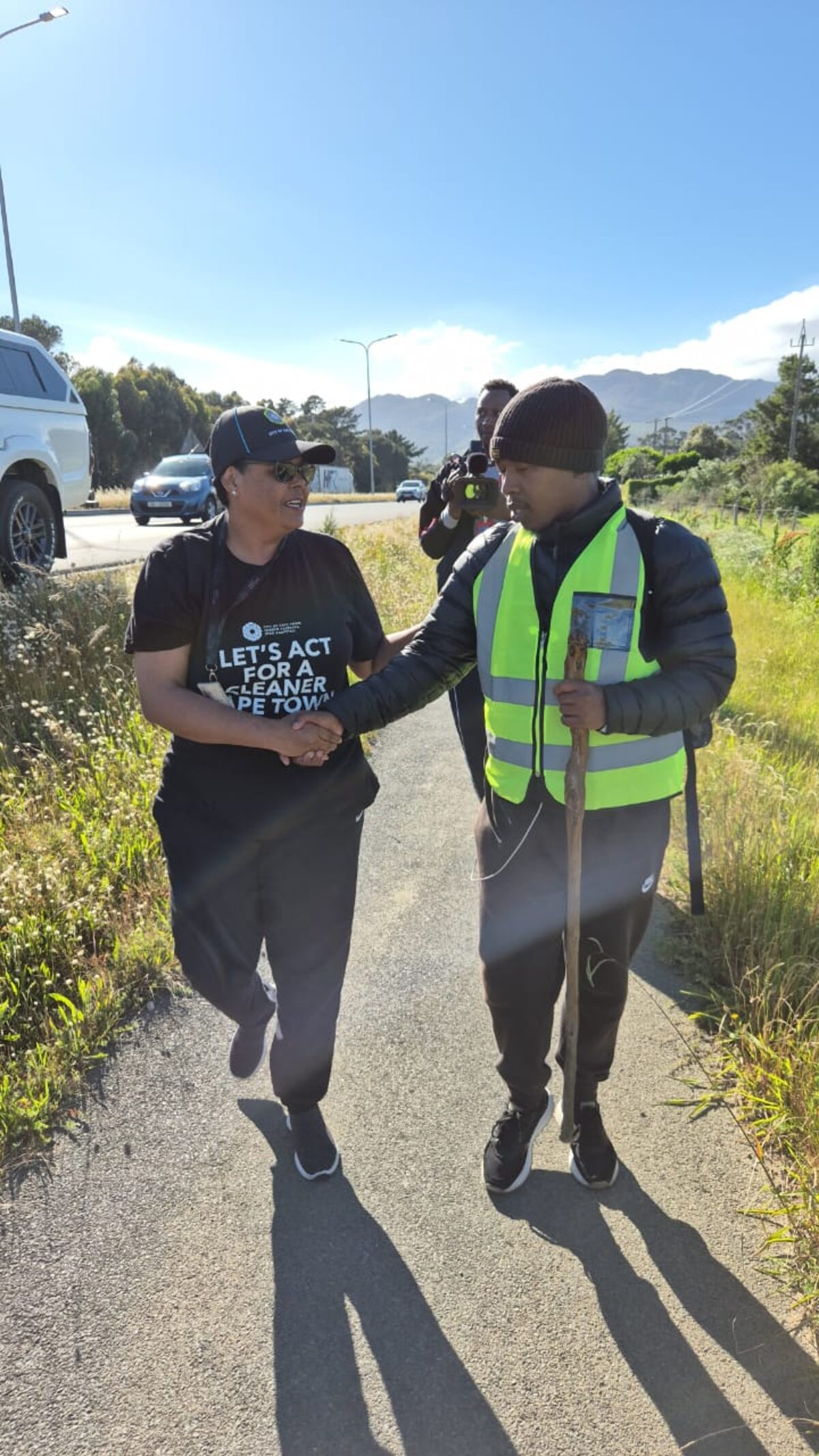 Chantal Cerfontein joins Zondani for mental health awareness walk