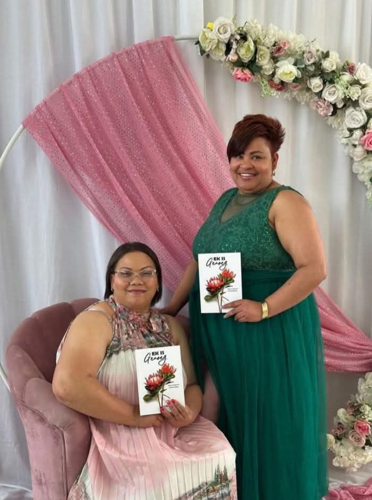 Romanie Davids (links) en Judith Vollmer, het die streek trots gemaak deur gesogte toekennings in te palm.