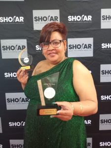 Twee ‘eie’ skrywers vereer