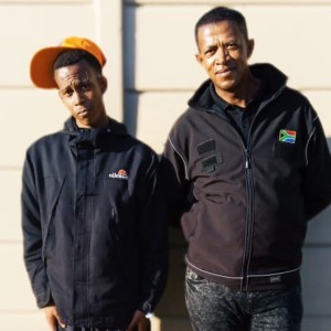 Pa verpletterd ná seun se skietdood in Strand driedubbele moord