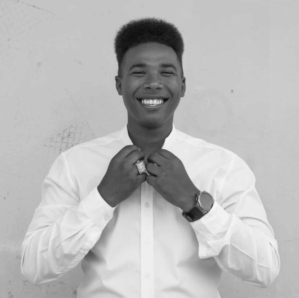 Brent Louis ontvang tweede plek vir jeugbemagtiging