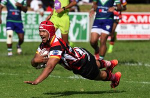 Berge dominate SKW in season opener