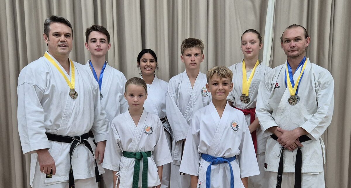 Selected to represent the Western Cape are (behind, from left) are Johann Spies, Jean-Pierre Spies, Zoë du Toit, Dylan Jones, Emma Wouters and Graham Chamberlain. Front: Emily Jones and Harry Bruce.