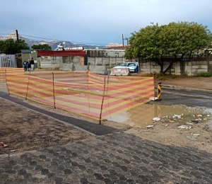 Broadlandspark-inwoners kla: Pompstasie ‘soos om tande te trek’