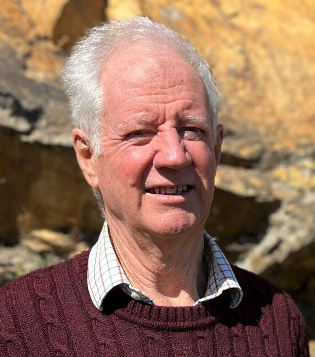 Exploration geologist and Geological Journeys co-author Nick Norman will address U3A Helderberg on Wednesday 3 June at 10:00 at the Dutch Reformed Church in Somerset West, tracing the remarkable journeys of trees and birds across vast oceans — inspired by Alex du Toit's Our Wandering Continents — free for members, R20 for visitors, and enquiries to Denise on 072 211 1173.