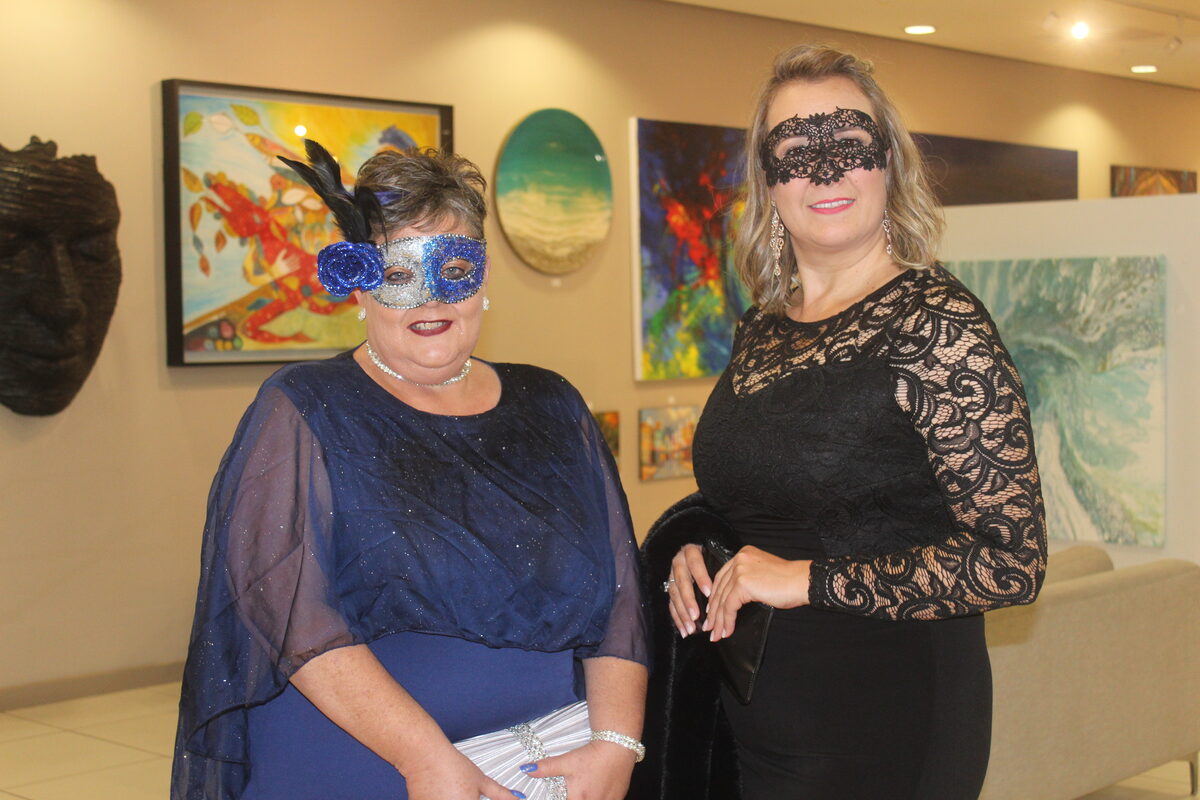 Sencit marks five decades with masked ball.