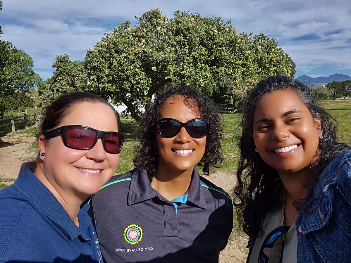 Lisa Starr of Hoam with City representatives Cindy Jacobs and Melissa Boonzaaier-Davids.