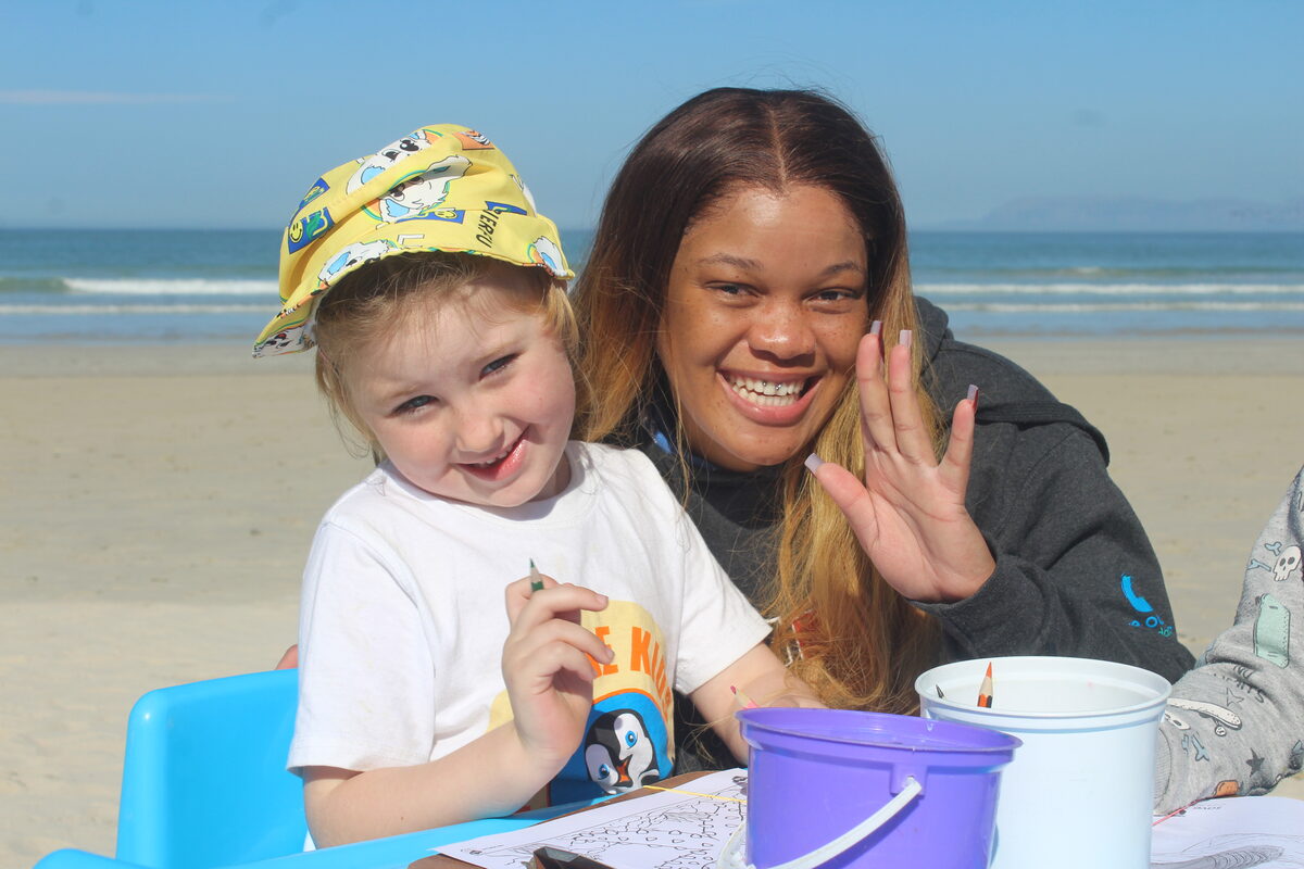 Strand beach clean 