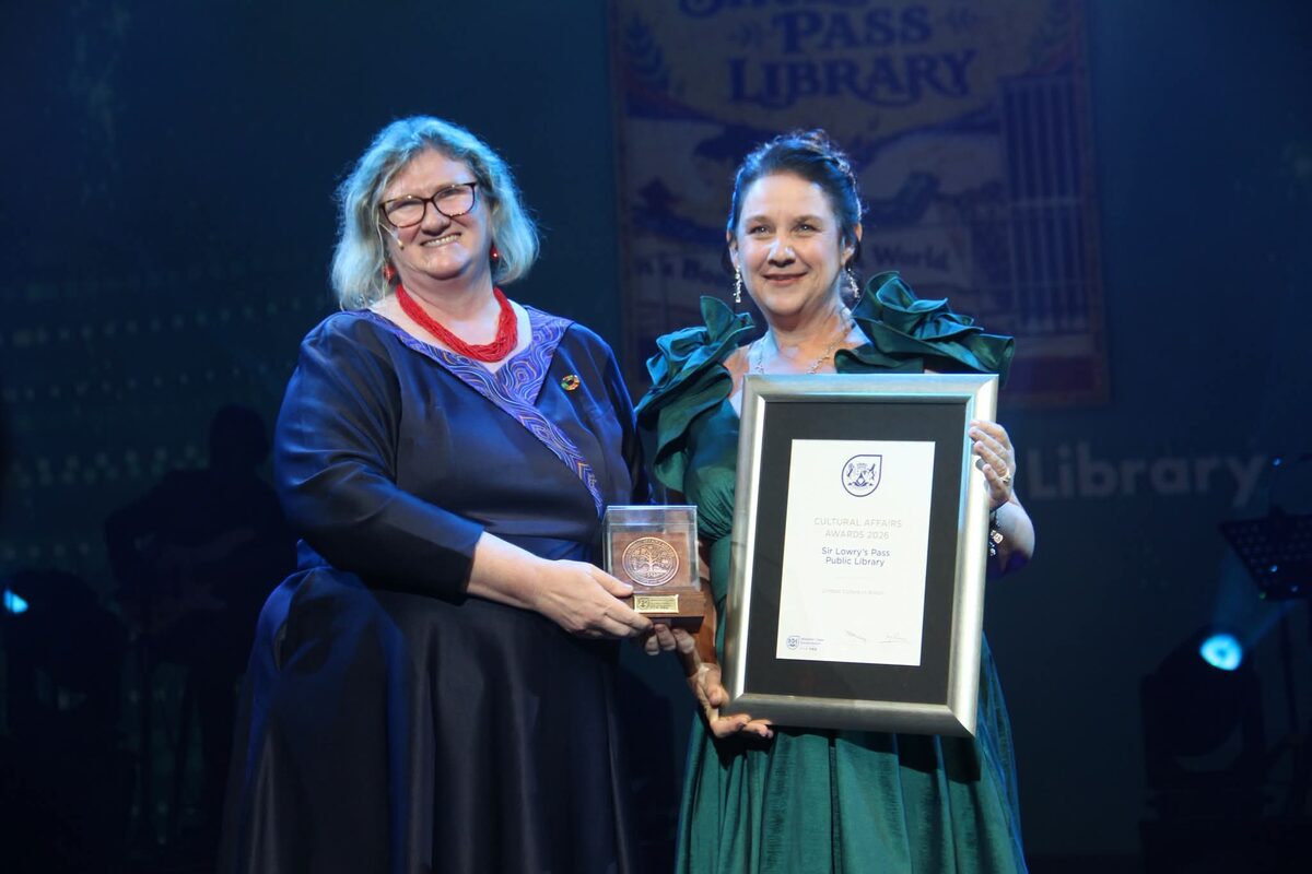 Sir Lowry's Pass Library honoured.