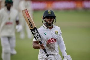 Captain’s knock rescues South Africa in second test