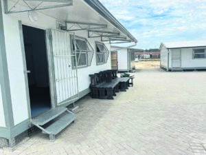 Twee nuwe tydelike skole bied geleenthede vir jeug