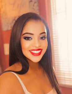 Radio-joernalis slaan hand aan entrepreneurskap en open haarsalon