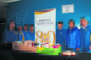 Idasvallei Primêr huldig Madiba só