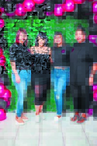 FOTO’S: Haarsalon het rede om te vier