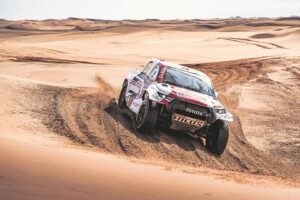Giniel skitter in sy 20ste Dakar-ren