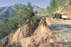 Franschhoek-pas oop vir ligte voertuie