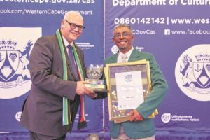 Maties atletiek afrigter behaal driekuns