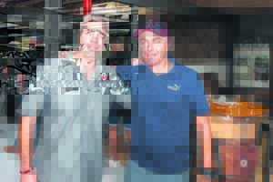 Giniel loer by La’t Wiel-eenstop-avontuurwinkel in