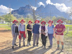 Kom stap saam prof. Thuli en help studente