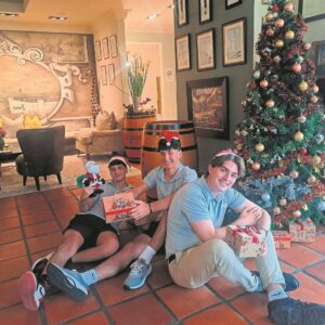 LESER’S FOTO: Kersfeesgees heers by Kanu-wynlandgoed