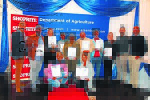 Landbouwerkers van Stellenbosch vir hul harde werk vereer