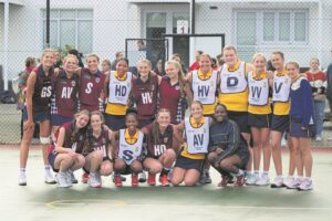 Bloemhof en Oranje meet kragte