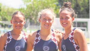 Bloemhof-swemmers blink uit in water