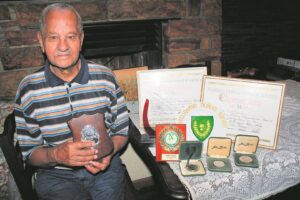 Oudlid steeds blomkoning