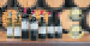 Bekende wynplaas bult weer sy goue spiere