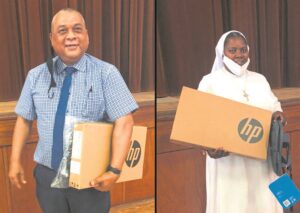 Principals get connected online