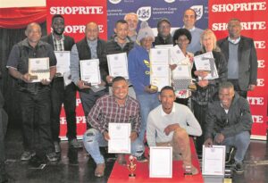 Landbou vereer beste personeel by prestige geleentheid