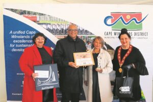 KWDM vereer fenomenale vroue