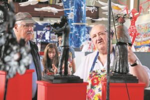 KUNS: Gewilde kunstenaar Portchie ’n volle 60 jaar