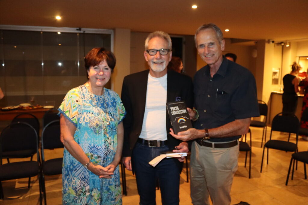 Genevieve and Dr Norman Miller with author Dr Berend Mets.