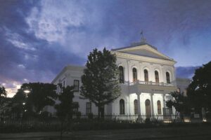 Reënweer demp nie fees