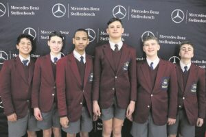 Paul Roos-skaakspelers presteer plaaslik, wen 6-0