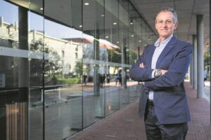 Stellenbosse professor ontvang Italiaanse ridderskap