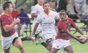 Oudspeler aan stuur van sake